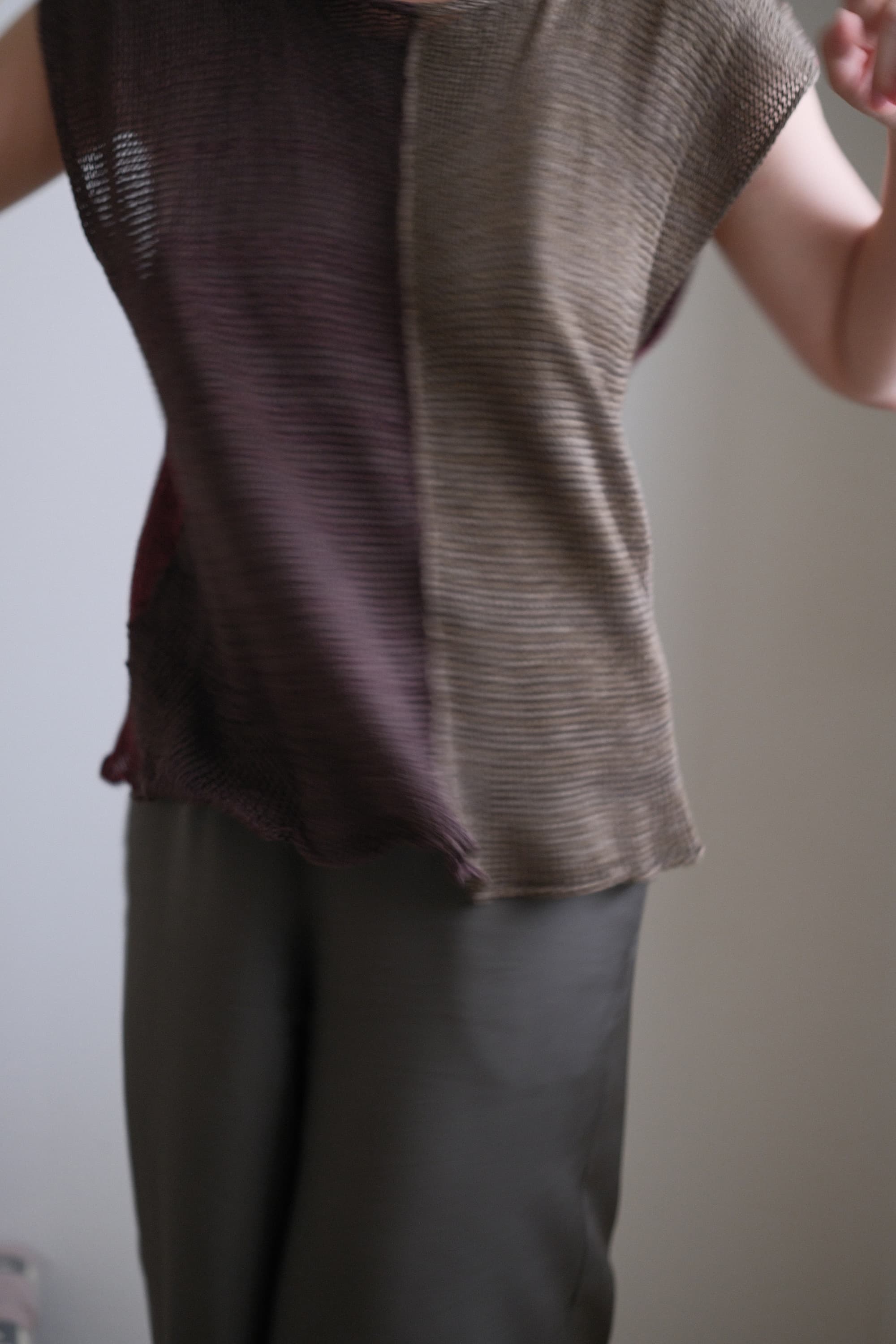 Silk-Linen Knitted Vest