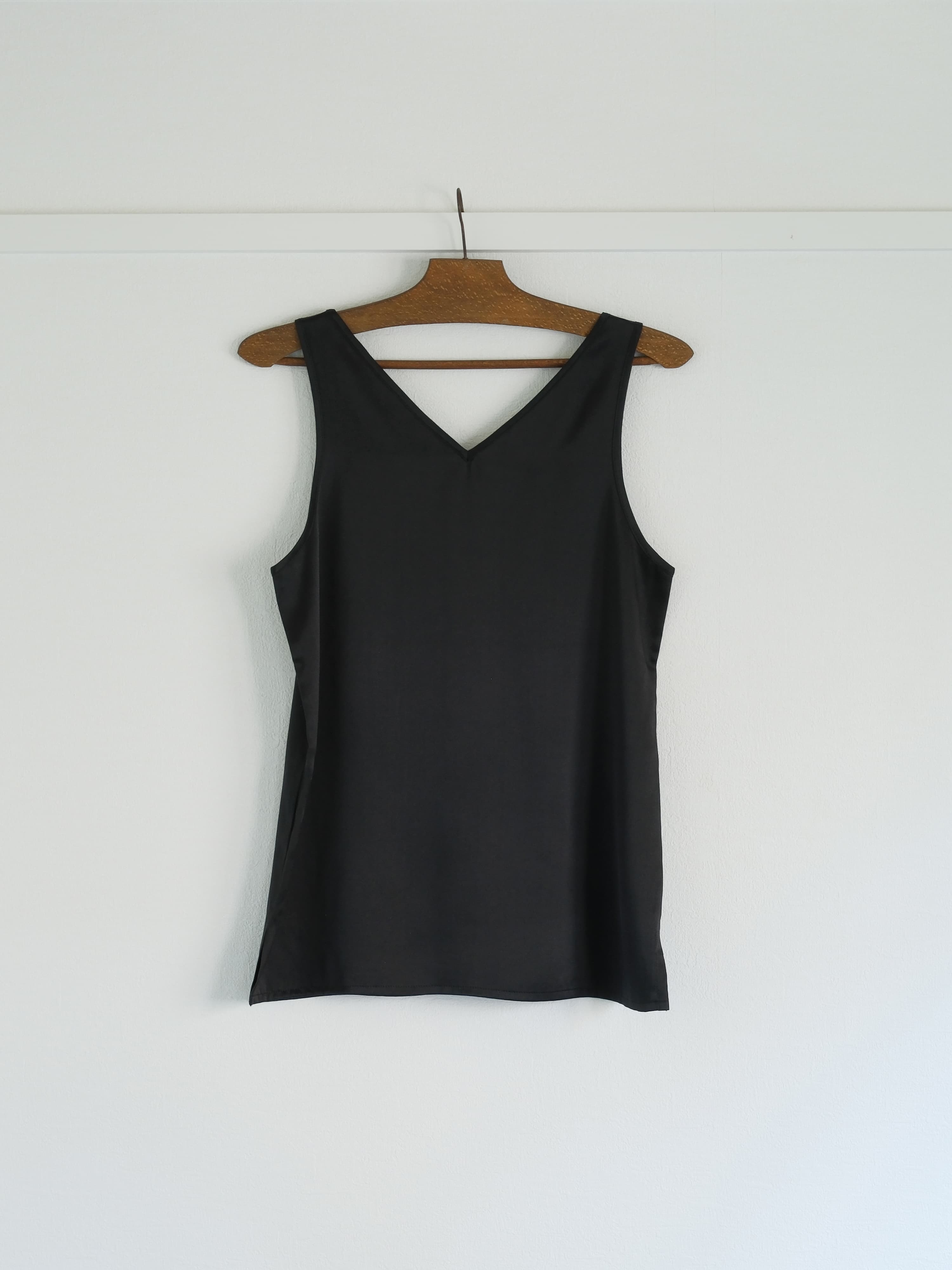 Triangle Tank | 4 colors | S, M, L
