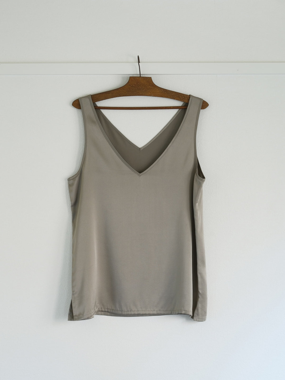 Triangle Tank | 4 colors | S, M, L