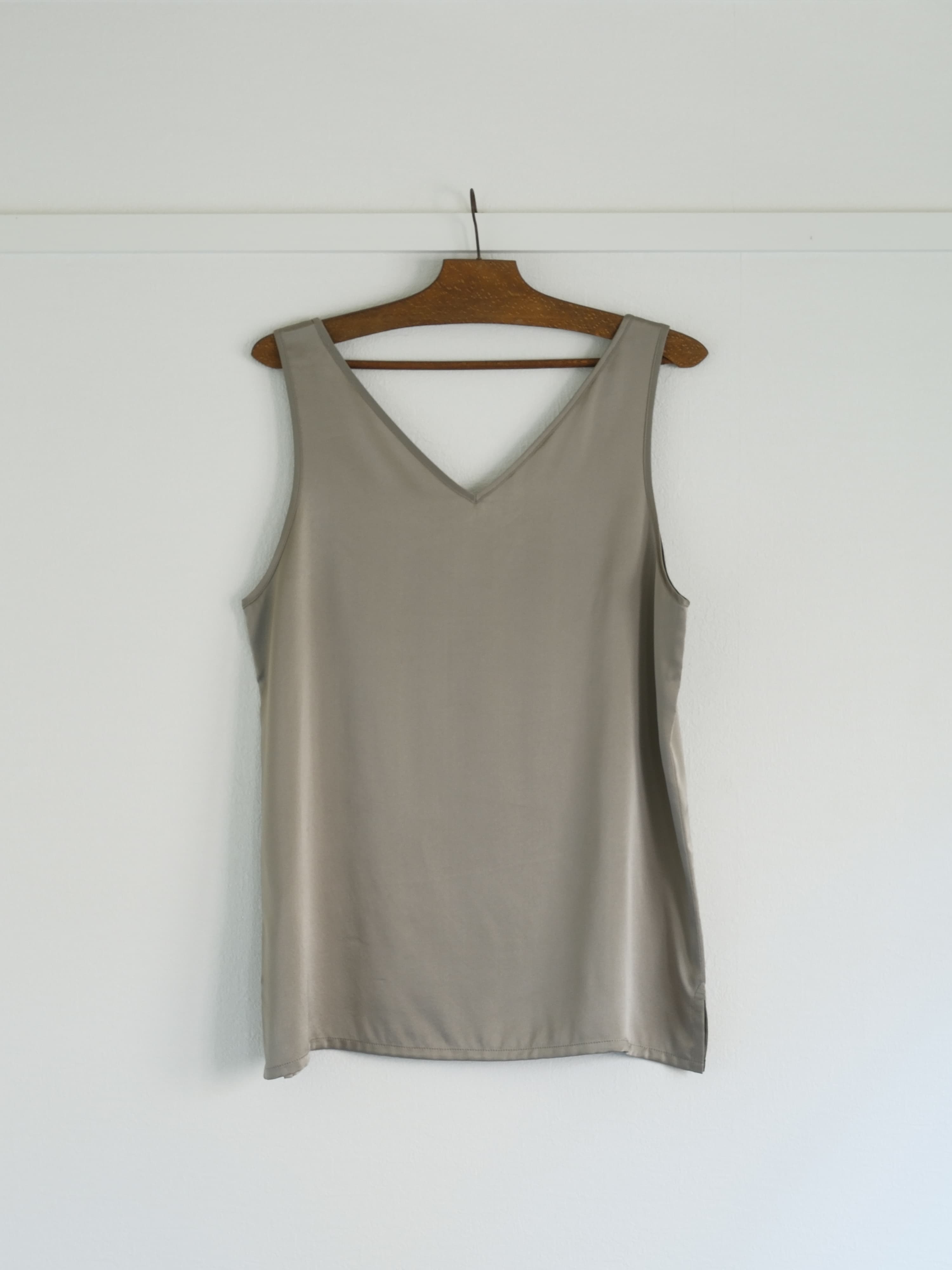 Triangle Tank | 4 colors | S, M, L