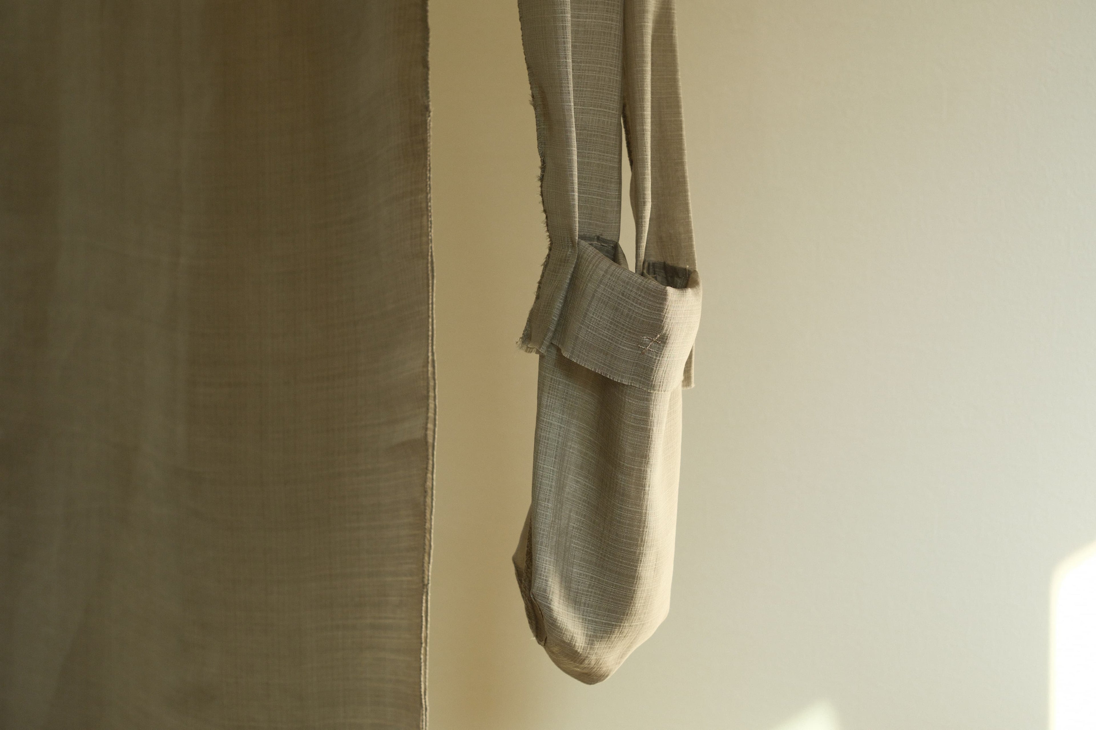 sana insania ≠ Air Garment Hand-stitched air cape grey maxi dress version
