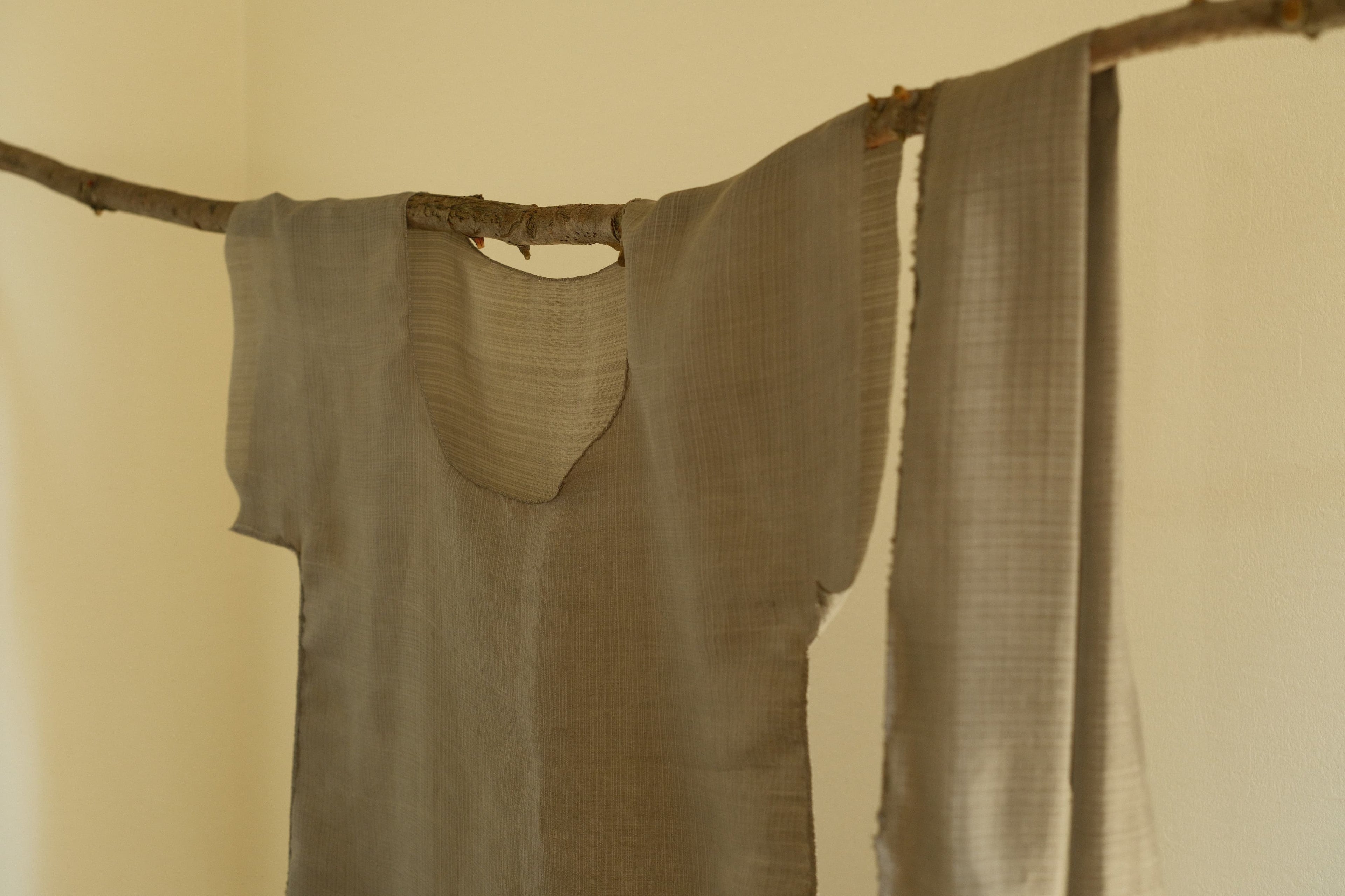 sana insania ≠ Air Garment Hand-stitched air cape grey maxi dress version