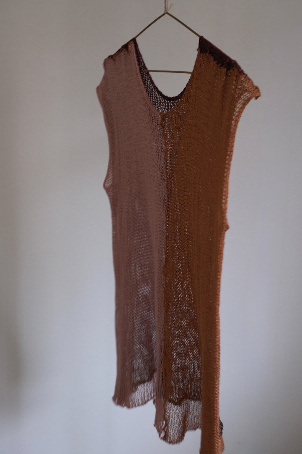 sana insania ≠ Silk Knitted Vest