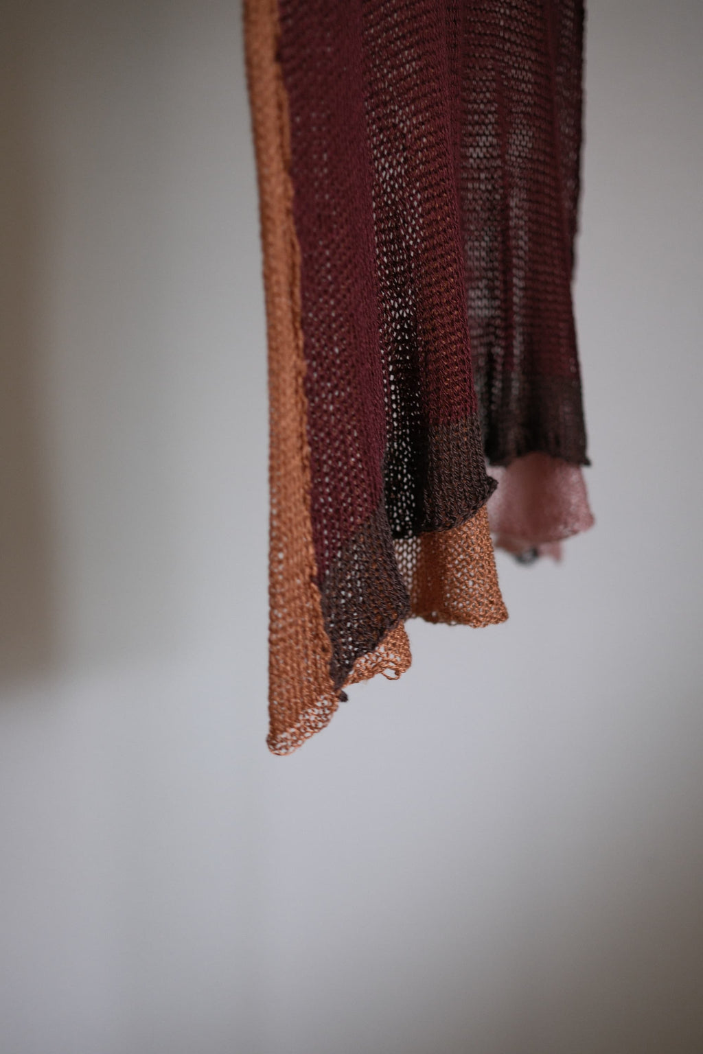 sana insania ≠ Silk Knitted Vest