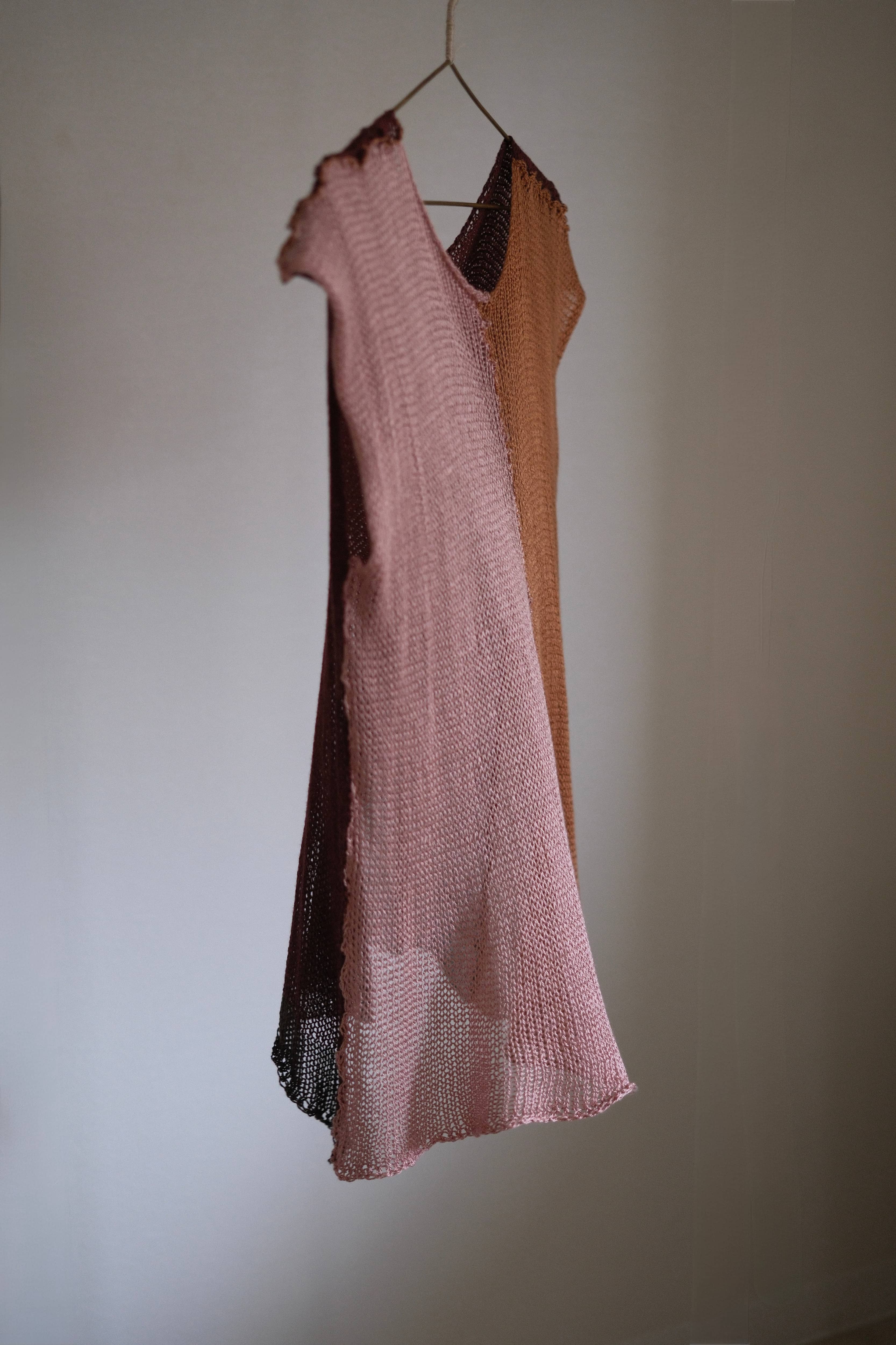 sana insania ≠ Silk Knitted Vest