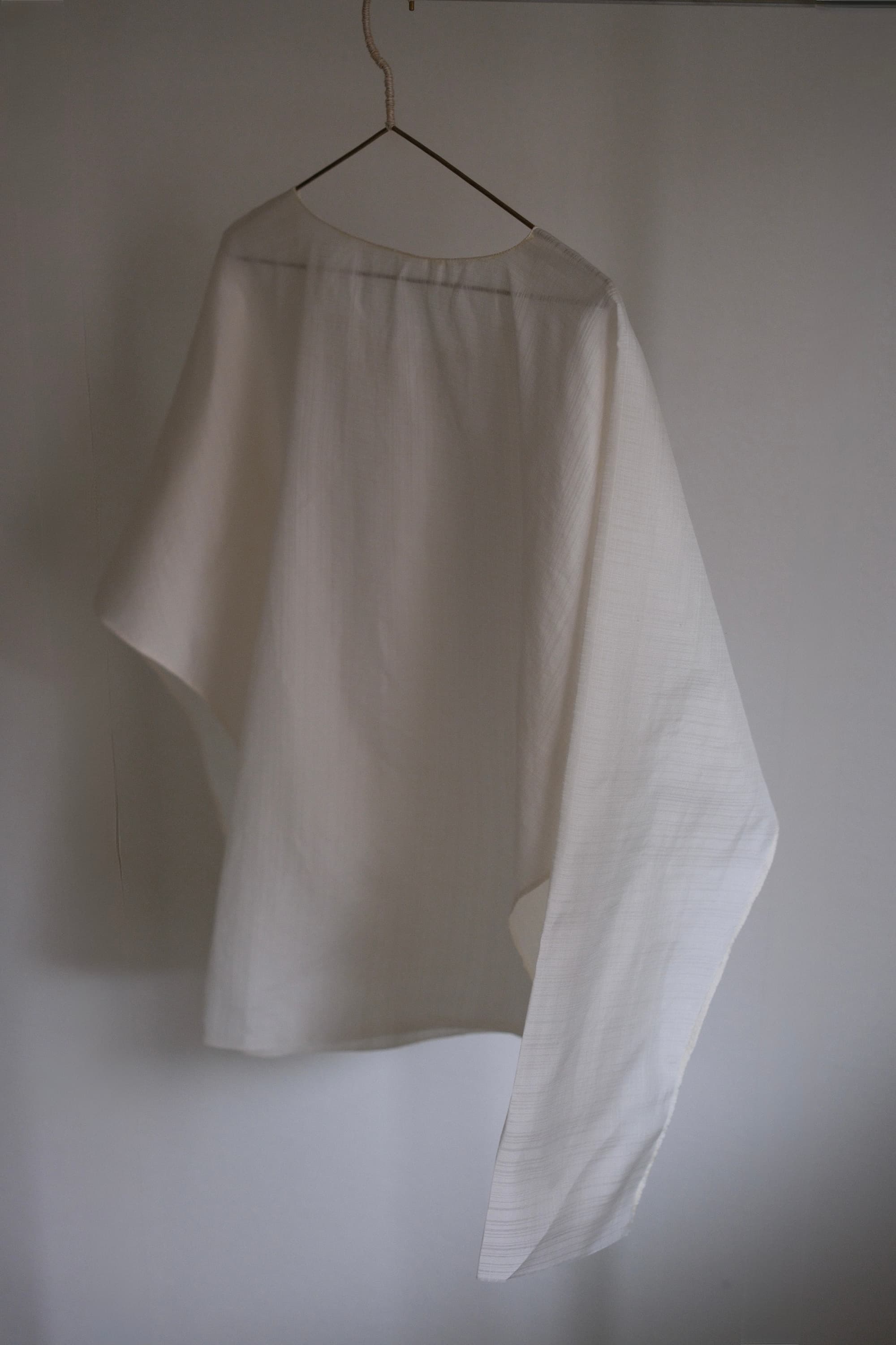 sana insania ≠ Air Garment Hand-stitched air cape shirt - Long-sleeve version (3/4 Sleeve)
