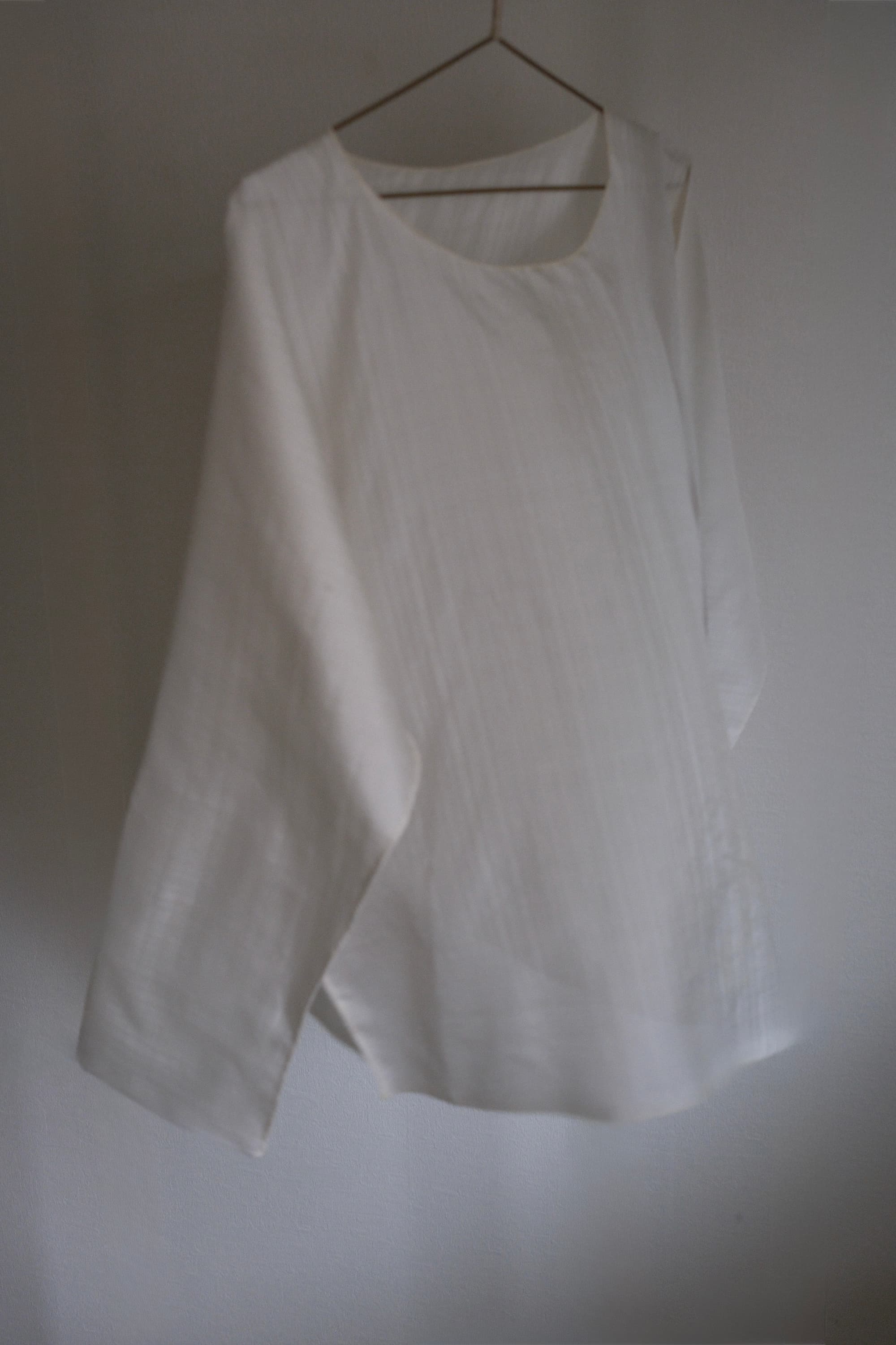 sana insania ≠ Air Garment Hand-stitched air cape shirt - Long-sleeve version (3/4 Sleeve)