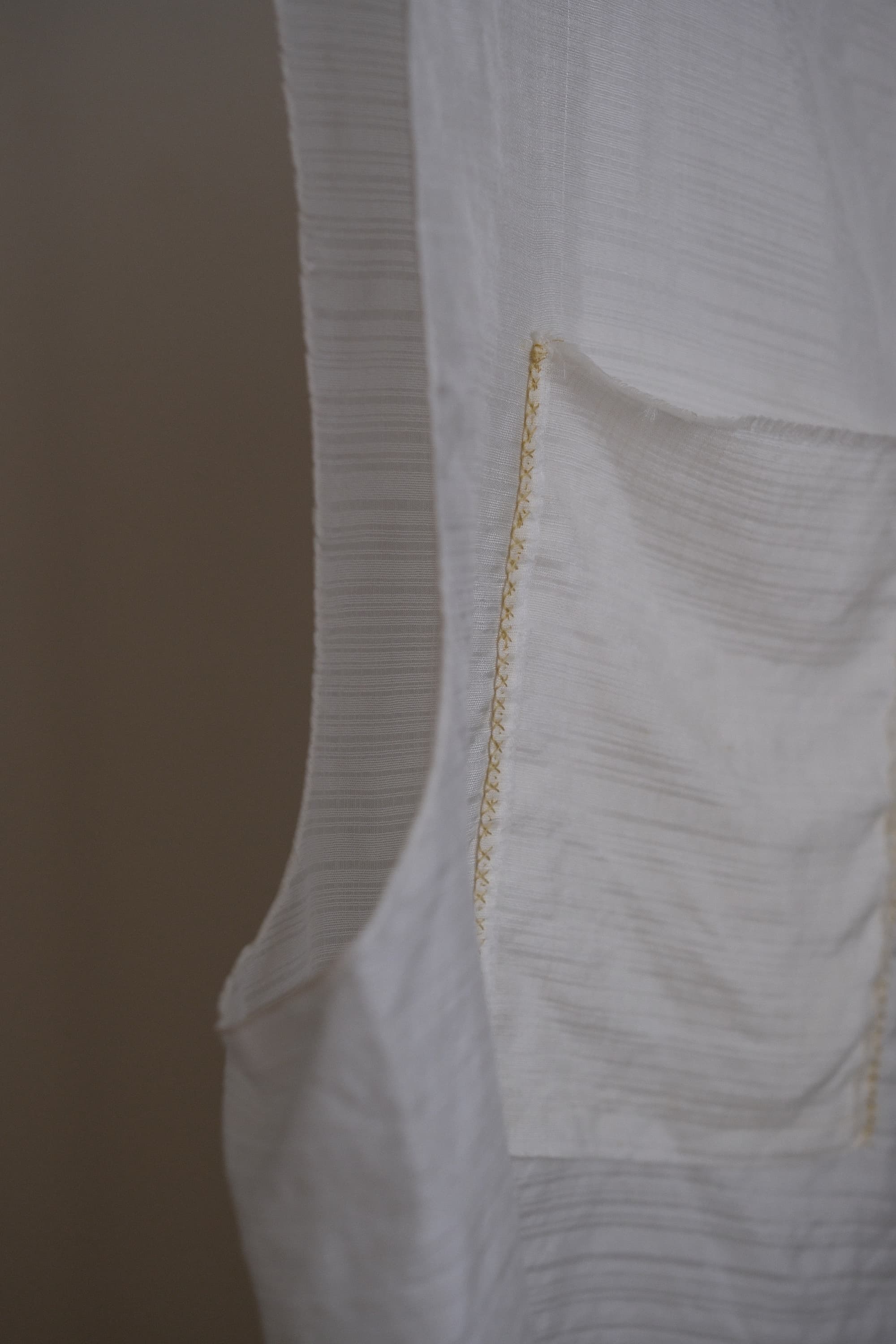 sana insania ≠ Air Garment Hand-stitched air vest