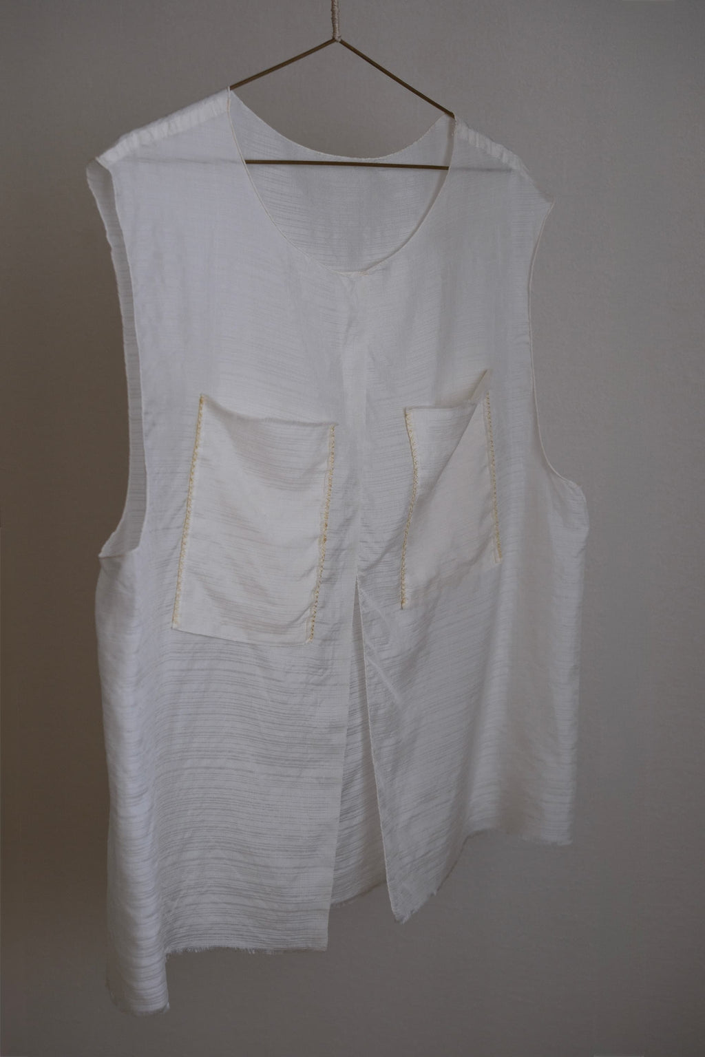 sana insania ≠ Air Garment Hand-stitched air vest