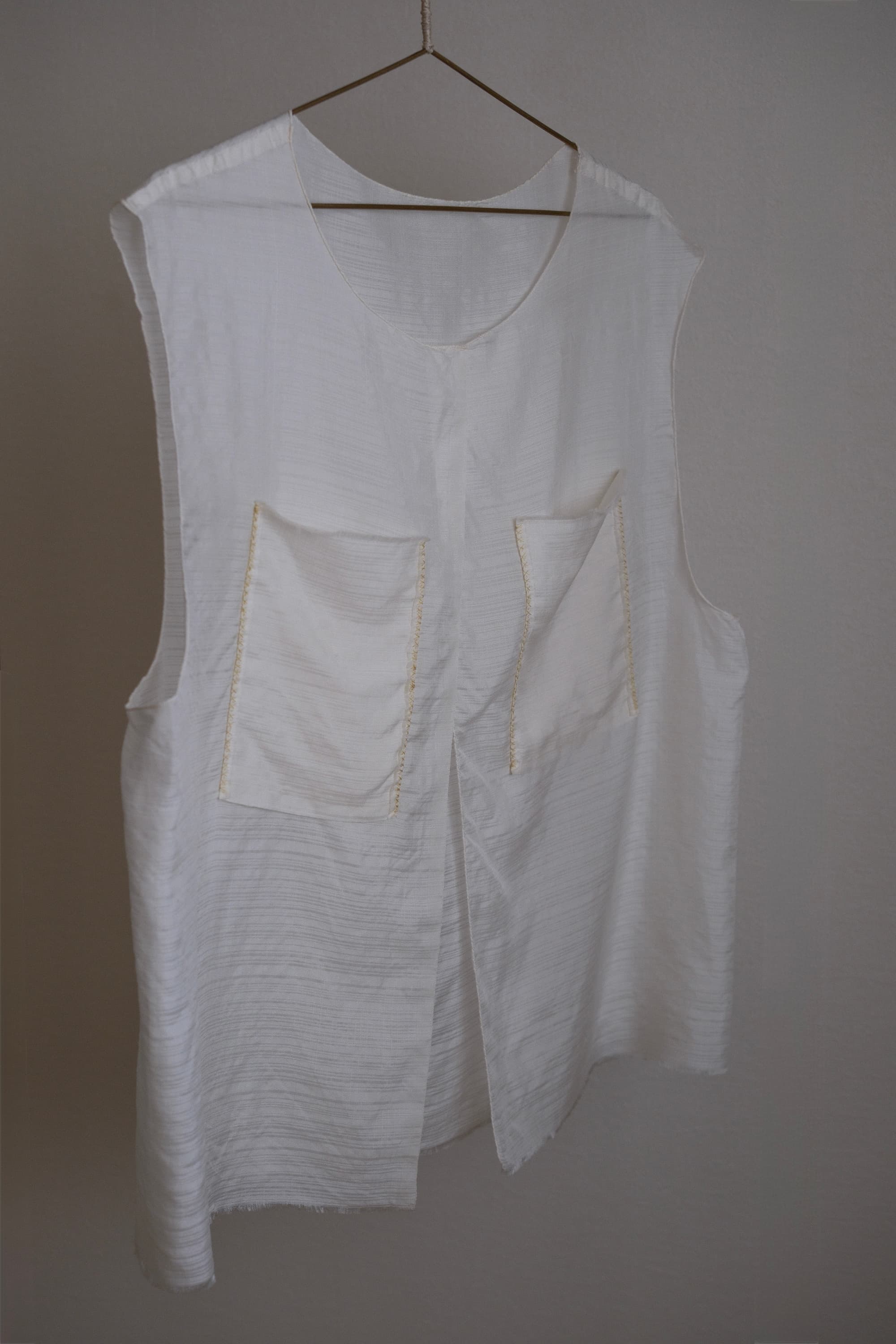 sana insania ≠ Air Garment Hand-stitched air vest