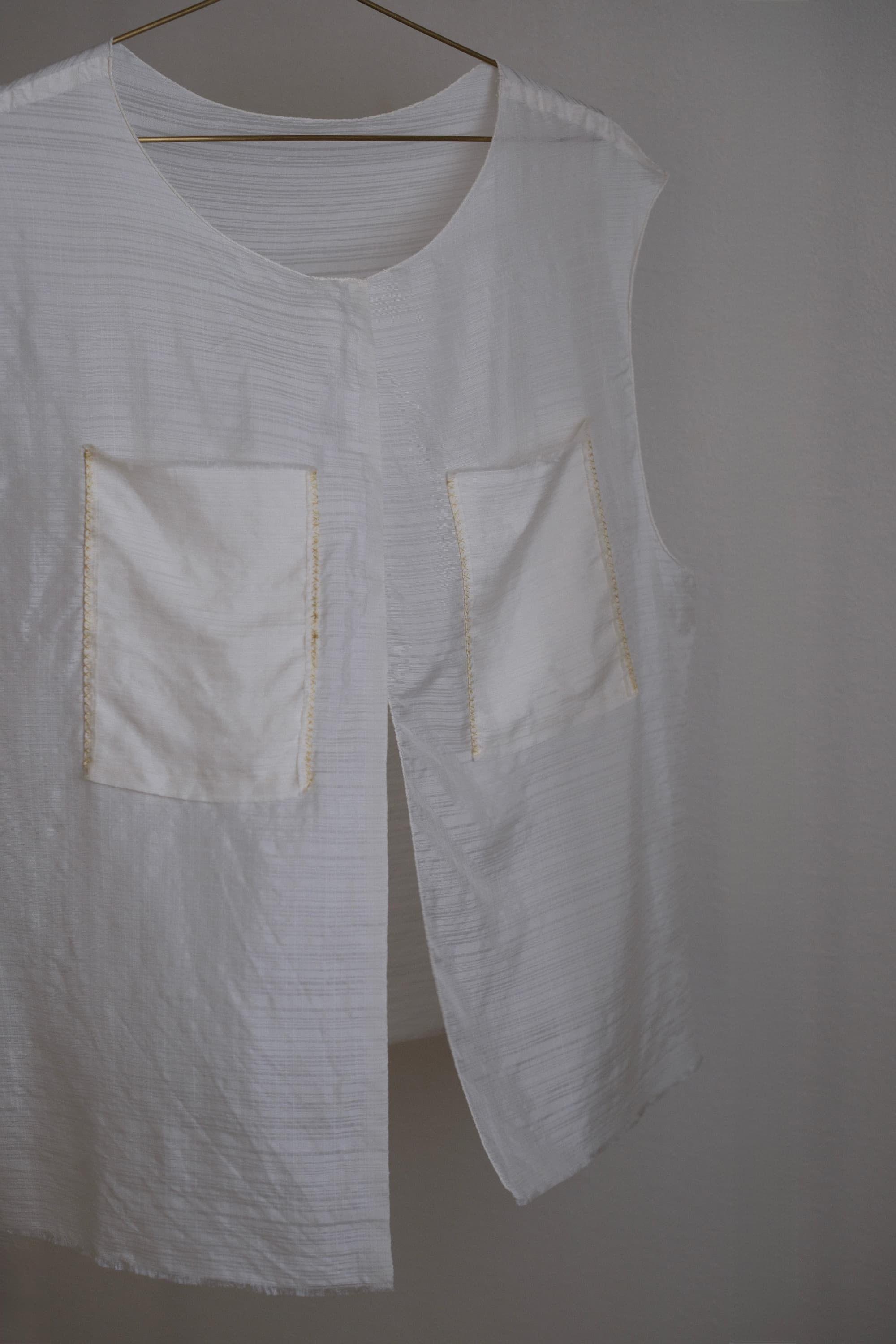 sana insania ≠ Air Garment Hand-stitched air vest
