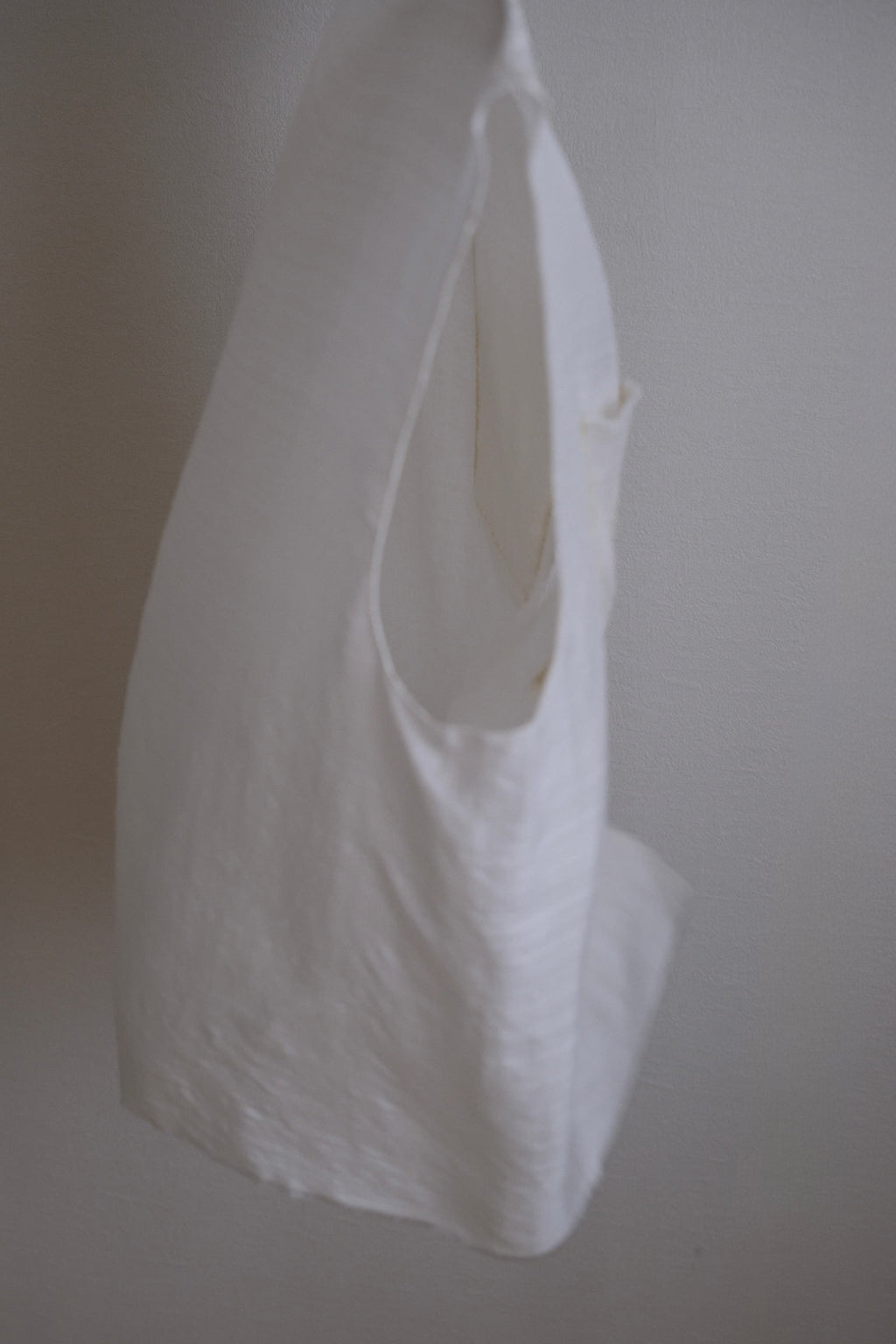 sana insania ≠ Air Garment Hand-stitched air vest